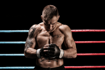 Sprzęt dla początkujących: Co potrzebujesz na pierwszy trening boksu lub MMA