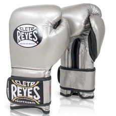 Cleto Reyes Velcro boxing gloves - platinum