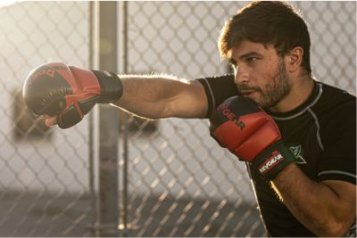 Cum să alegeți mănușile MMA