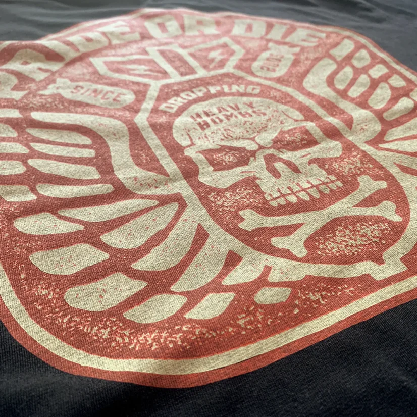 Men's T-shirt PRiDEorDiE Dropping Bombs - Size: L