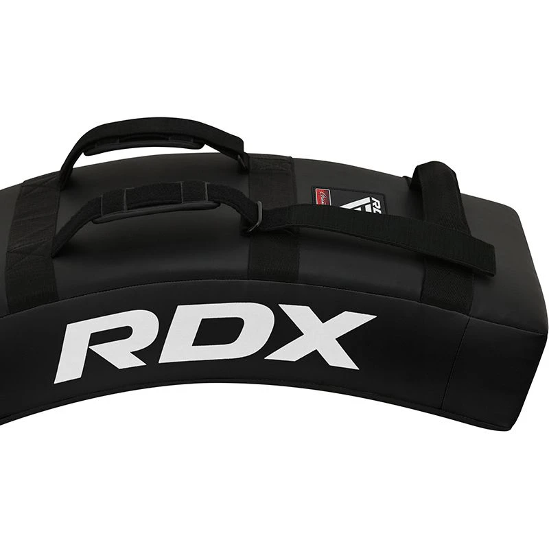 Ívelt rúgópajzs RDX T1 edzőpajzs - fekete