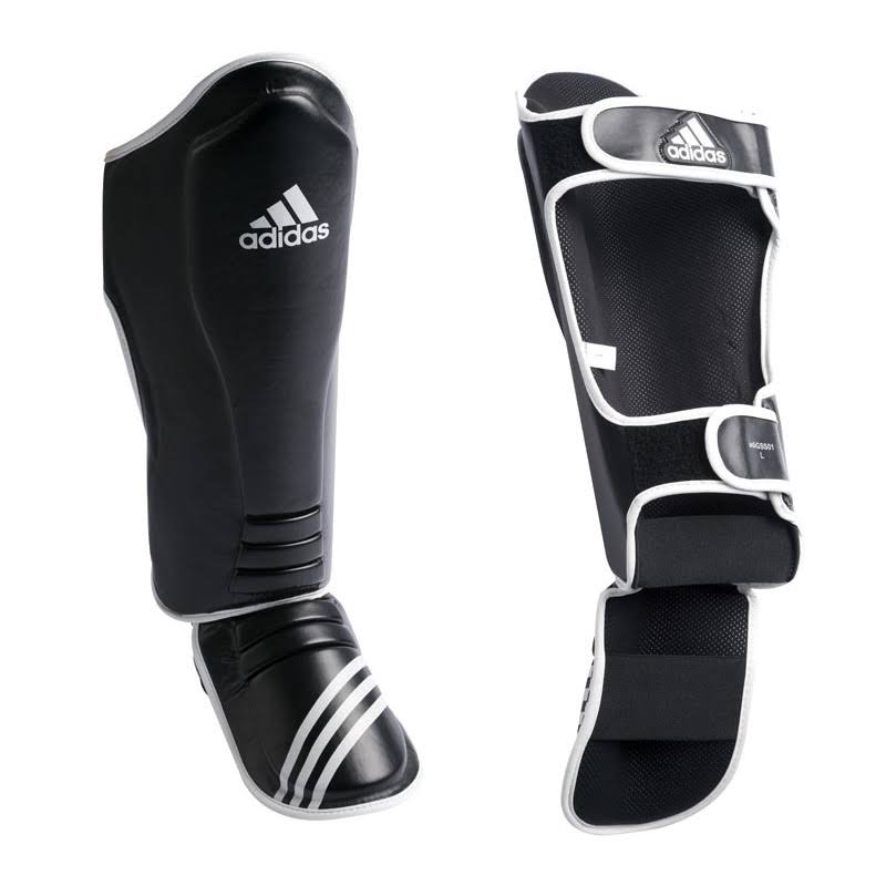 ADIDAS Super PRO Sípcsontvédők - fekete/fehér