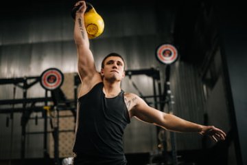 Cvičení s ketlebellem, výběr správné váhy.