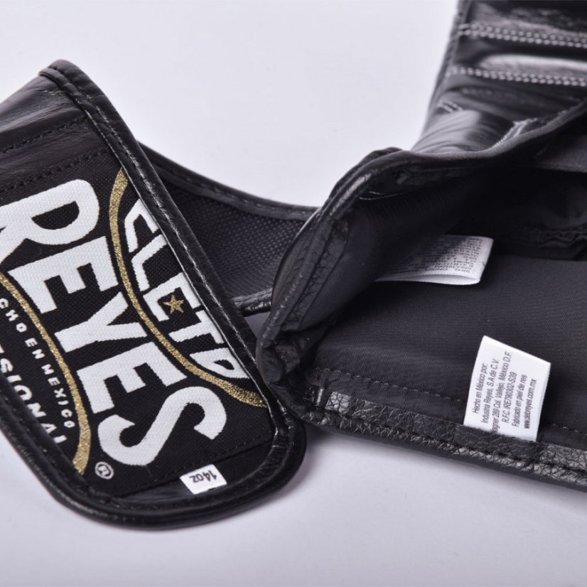 Mănuși de box Cleto Reyes Velcro Training - negre