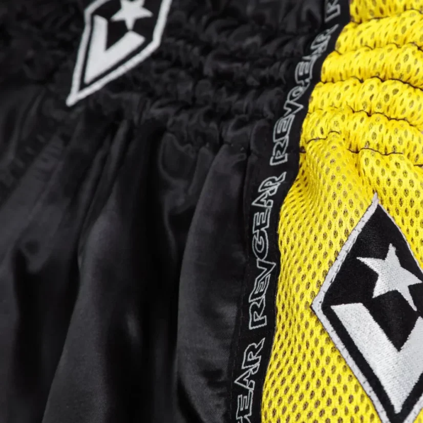 Pantaloni scurți Muay Thai pentru copii REVGEAR Ranked - galben