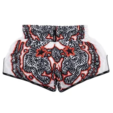 YOKKAO Sak Yant Muay Thai Shorts – Weiß
