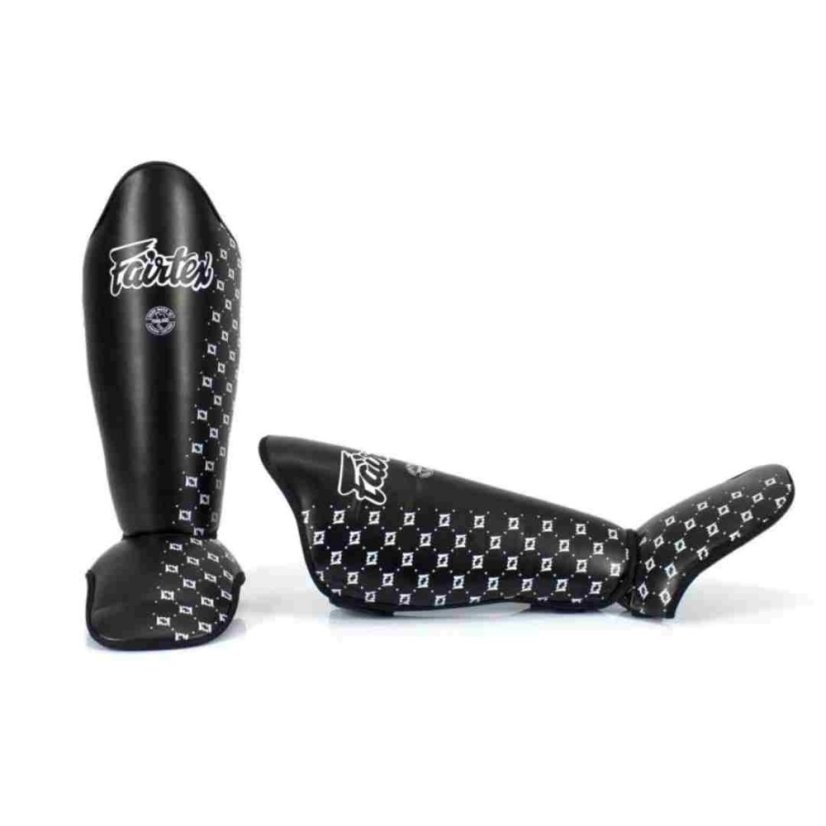 Fairtex sípcsontvédő SP5 - fekete - Méret: M