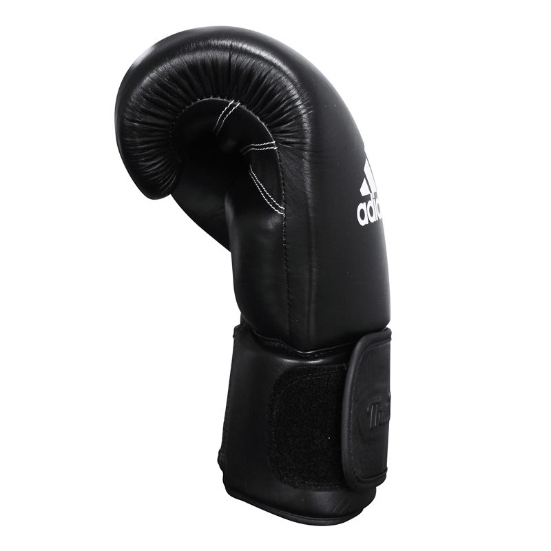 Boxerské rukavice ADIDAS Muay Thai  TP300
