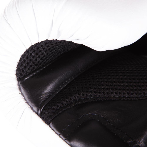 Boxerské rukavice RevGear Original Thai - bílé