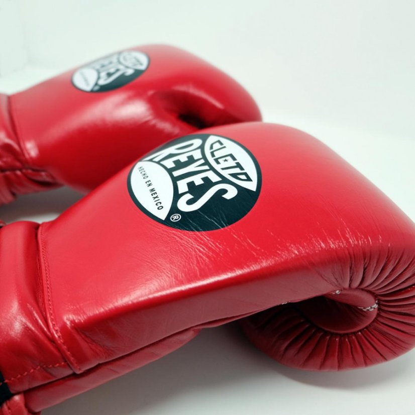 Cleto Reyes Velcro boxing gloves - red