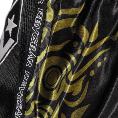 Muay Thai Pantaloni scurți REVGEAR Legends Demon - Negru/Auriu - Mărime: L
