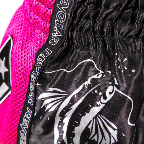 Muay Thai Pantaloni scurți REVGEAR Legends Koi - Negru/Roz - Mărime: XL