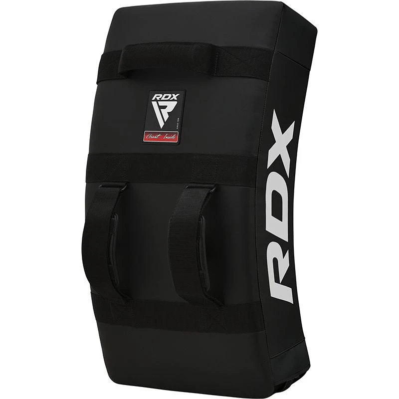 Ívelt rúgópajzs RDX T1 edzőpajzs - fekete